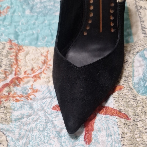 Dolce Vita Black and Cream Heels - Picture 7 of 8